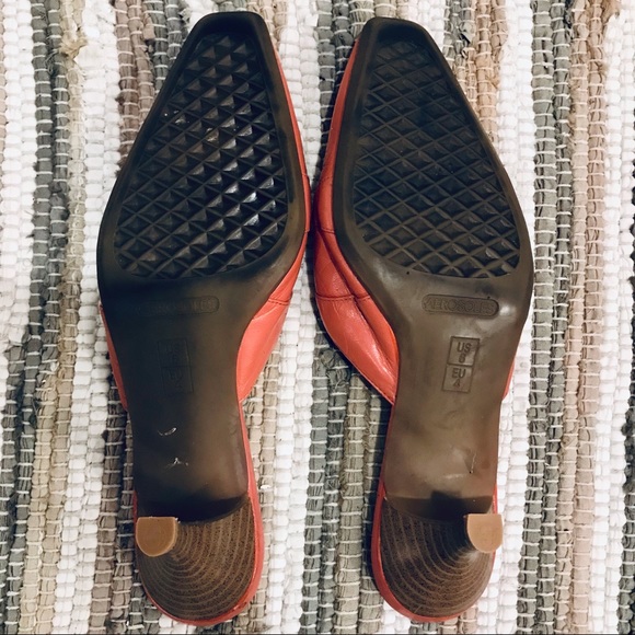 Aerosoles coral pink leather mules with front bow ornament. Size 6. EUC - Picture 11 of 12
